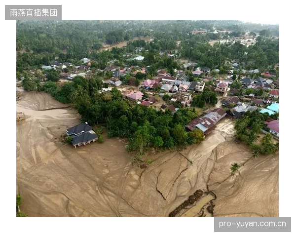 极端天气频发，体育场馆在选址与建材上的“气候适应性”将决定其百年寿命